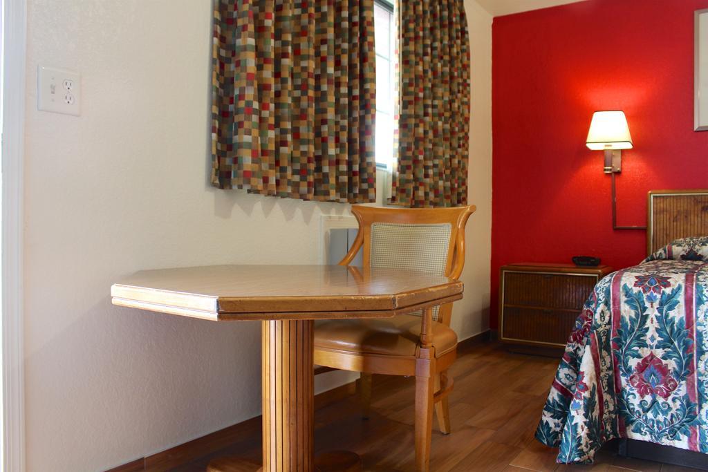 Starlite Motel Mesa Bagian luar foto